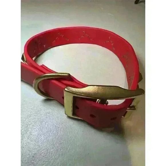 CR Premium Red Waterproof Dog Collar with Brass Hardware Medium - Picture 2 of 5